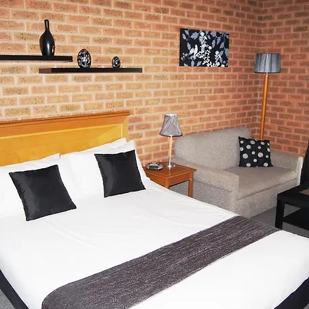 Central Yarrawonga Motor Inn Room photo