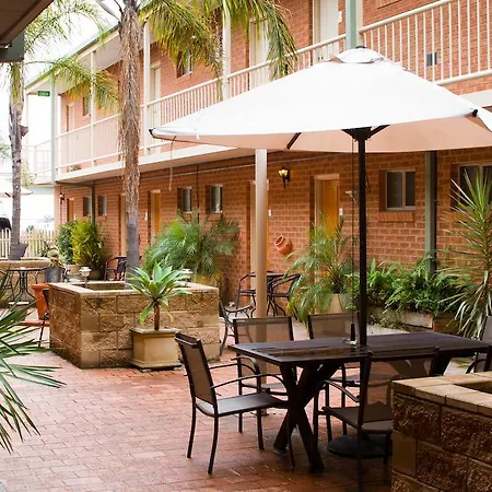 Central Yarrawonga Motor Inn Room photo