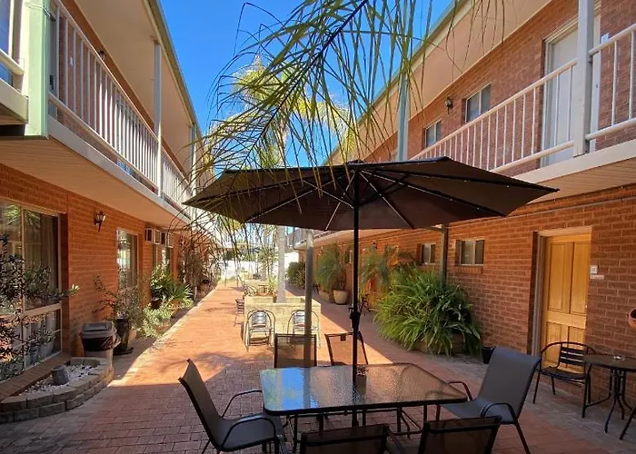 Central Yarrawonga Motor Inn