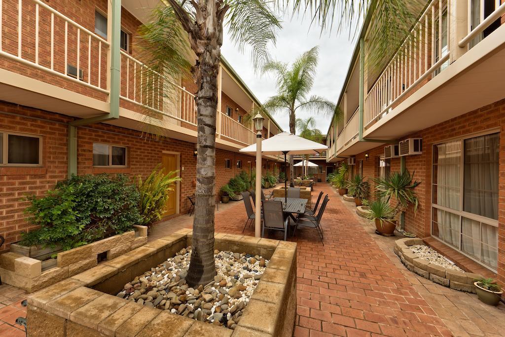Central Motor Yarrawonga
